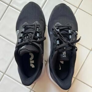 Womens Nike Winflo 09 Running Shoes (SIZE 6)